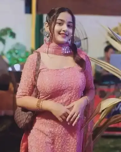 Call Girls Khirkiya Cash On Delivery
